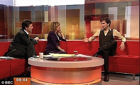 Rachel's Sitting Tennant