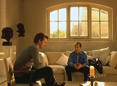 Toby's Sitting Tennant Toby's Sitting Tennant